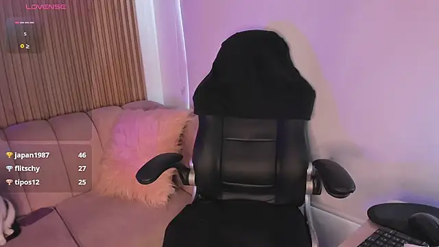 Snapshot of Belinda_Braund chatting on 02.25.25 Belinda Braund online show from 02.25.25