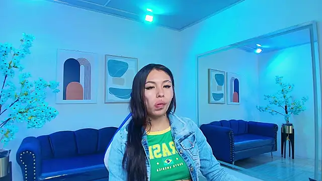 Snapshot of Charlotte_ethan chatting on 03.08.25 Charlotte ethan online show from 03.08.25