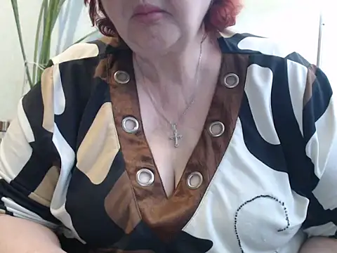 Snapshot of DeniseeRosea chatting on 05.20.26 DeniseeRosea online show from 05.20.26