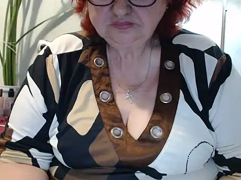 Snapshot of DeniseeRosea chatting on 06.09.26 DeniseeRosea online show from 06.09.26