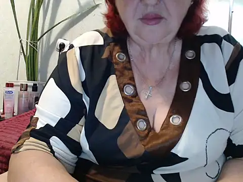 Snapshot of DeniseeRosea chatting on 06.14.26 DeniseeRosea online show from 06.14.26