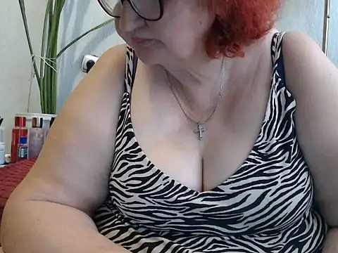 Snapshot of DeniseeRosea chatting on 06.18.26 DeniseeRosea online show from 06.18.26