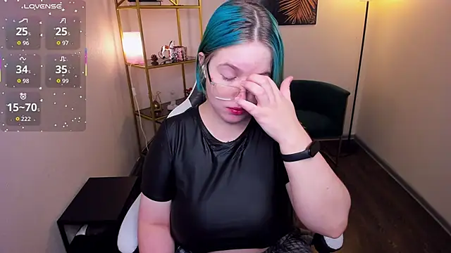 Manic pixie  online show from 06.18.26