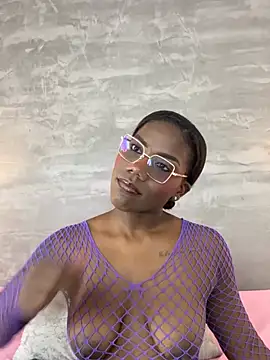 Alaia Colins online show from 07.15.26
