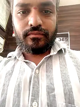 Snapshot of RaviRoy2326 chatting on 01.24.25 RaviRoy2326 online show from 01.24.25