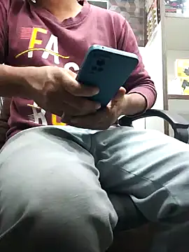 Snapshot of RaviRoy2326 chatting on 01.29.25 RaviRoy2326 online show from 01.29.25