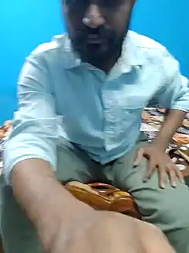 Snapshot of RaviRoy2326 chatting on 02.04.25 RaviRoy2326 online show from 02.04.25