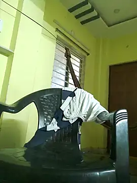 Snapshot of RaviRoy2326 chatting on 02.15.25 RaviRoy2326 online show from 02.15.25