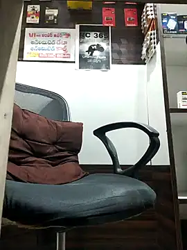 Snapshot of RaviRoy2326 chatting on 02.15.25 RaviRoy2326 online show from 02.15.25