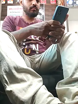 Snapshot of RaviRoy2326 chatting on 02.17.25 RaviRoy2326 online show from 02.17.25