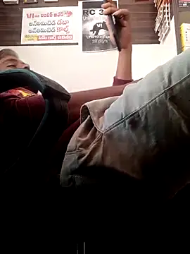 Snapshot of RaviRoy2326 chatting on 02.25.25 RaviRoy2326 online show from 02.25.25