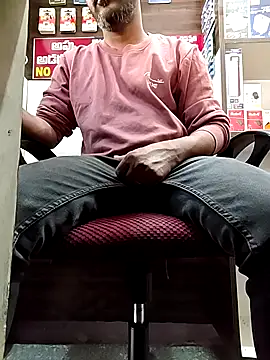 Snapshot of RaviRoy2326 chatting on 02.15.26 RaviRoy2326 online show from 02.15.26