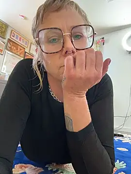 I am babydoll online show from 04.29.26