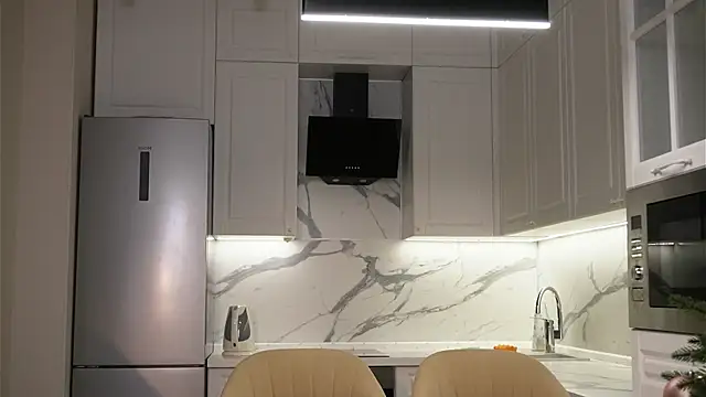 Snapshot of Sofa_01 chatting on 01.08.26 Sofa 01 online show from 01.08.26