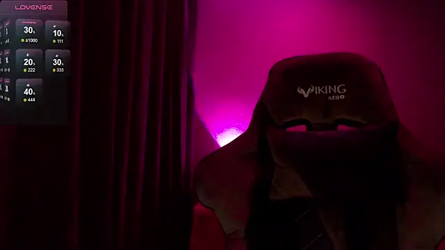 Snapshot of Ohmy_Nora_ chatting on 02.19.25 Ohmy Nora  online show from 02.19.25