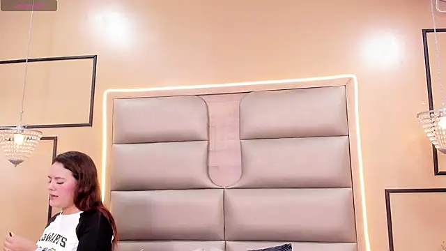 CAYLINCOLLINS online show from 12.01.25