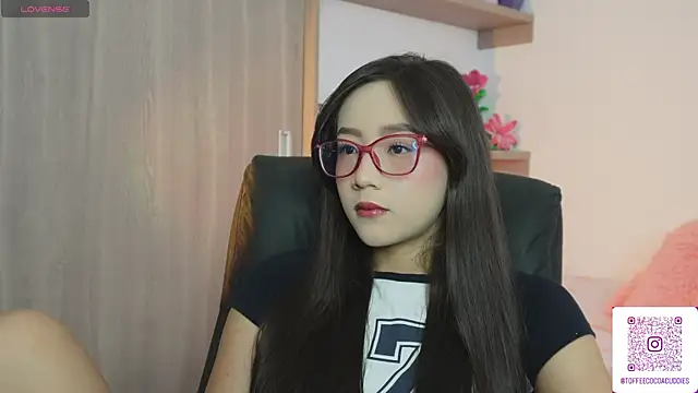 sophi lii online show from 04.27.26