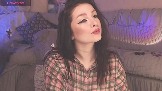 BritneyBarker online show from 03.12.25