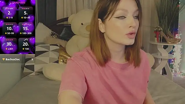 Snapshot of BritneyBarker chatting on 05.24.26 BritneyBarker online show from 05.24.26