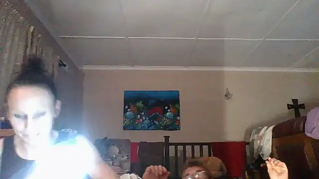 Snapshot of xylegs chatting on 09.14.25 xylegs online show from 09.14.25