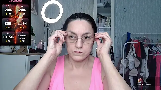 Snapshot of Soffya_Soy chatting on 02.26.26 Soffya Soy online show from 02.26.26