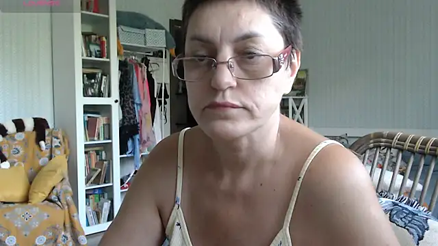 Soffya Soy online show from 07.15.26