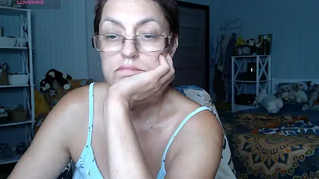 Soffya Soy online show from 07.27.26