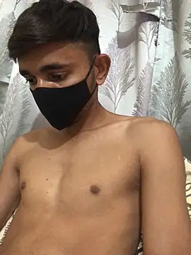 Snapshot of vas02vir chatting on 03.13.25 vas02vir online show from 03.13.25