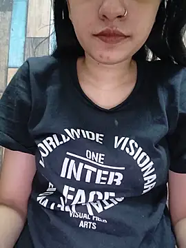 Snapshot of cute_IndianBabe chatting on 05.27.26 cute IndianBabe online show from 05.27.26