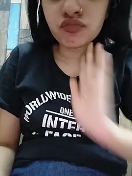 Snapshot of cute_IndianBabe chatting on 05.27.26 cute IndianBabe online show from 05.27.26
