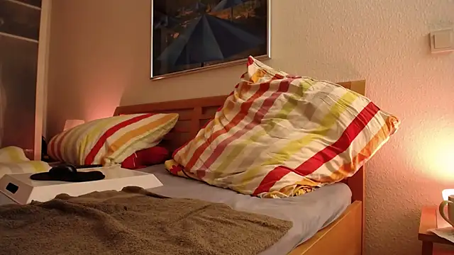 Snapshot of hans895 chatting on 11.28.25 hans895 online show from 11.28.25