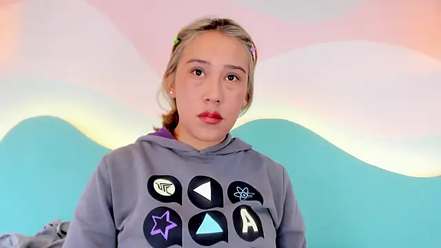 Lannajansen online show from 11.18.25