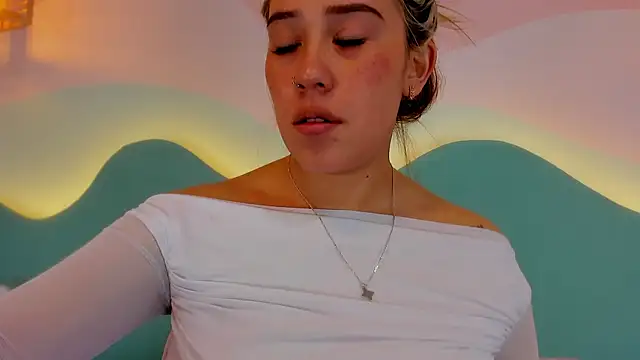 Snapshot of Lannajansen chatting on 02.14.26 Lannajansen online show from 02.14.26