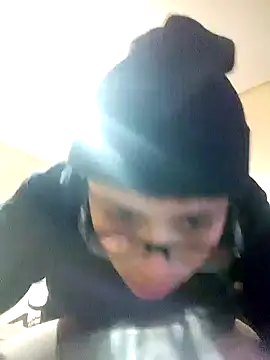 S4nt1luXx online show from 11.20.25