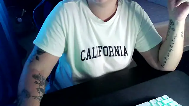 bunnyfox420 online show from 09.16.25