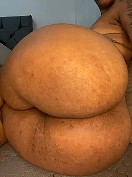 Charlotte bronxxx online show from 11.08.25