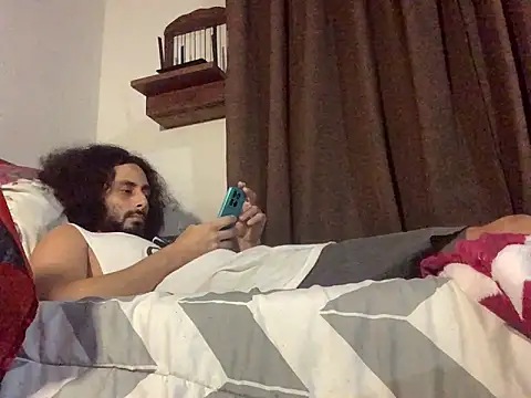 Nooneisthis online show from 12.17.25