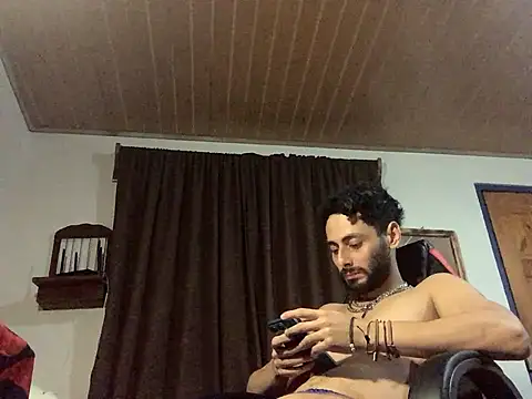 Nooneisthis online show from 05.08.26