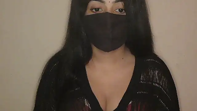 Snapshot of Reddy_Trisha chatting on 11.26.25 Reddy Trisha online show from 11.26.25