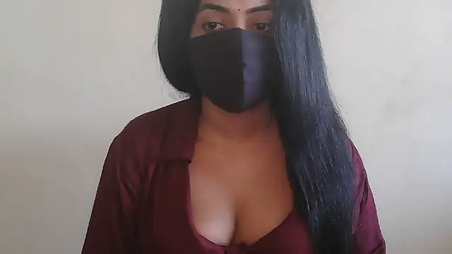 Snapshot of Reddy_Trisha chatting on 12.18.25 Reddy Trisha online show from 12.18.25