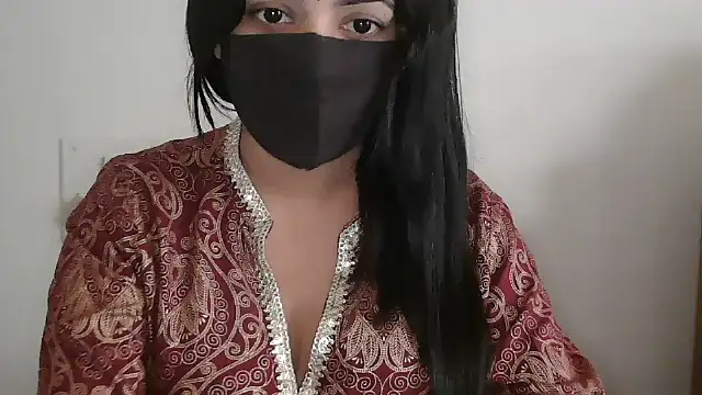 Snapshot of Reddy_Trisha chatting on 01.07.26 Reddy Trisha online show from 01.07.26