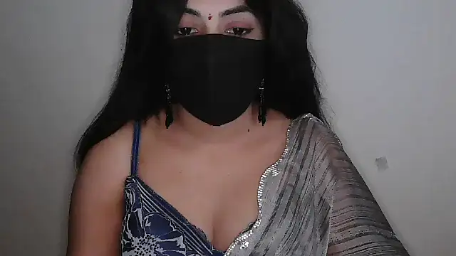 Snapshot of Reddy_Trisha chatting on 03.08.26 Reddy Trisha online show from 03.08.26