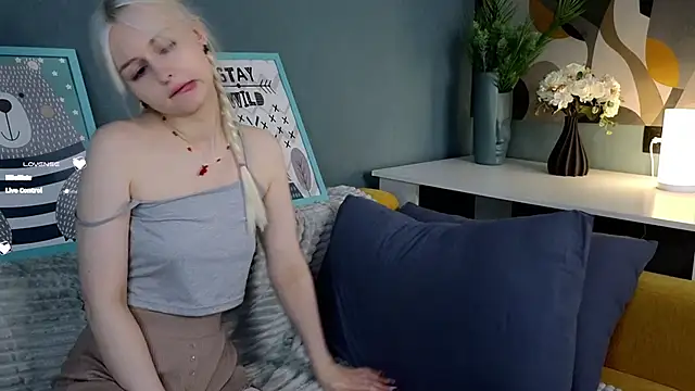 MaydaBunton online show from 02.13.25