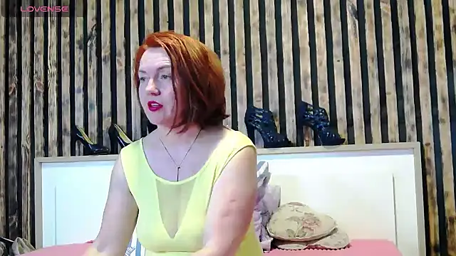 Snapshot of Alis_Lovi chatting on 02.28.26 Alis Lovi online show from 02.28.26