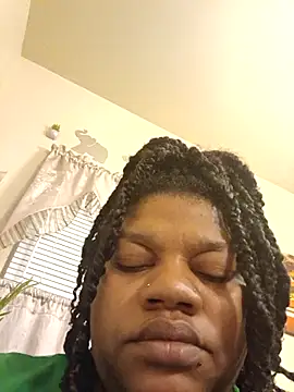 Big BodyDee online show from 11.17.25