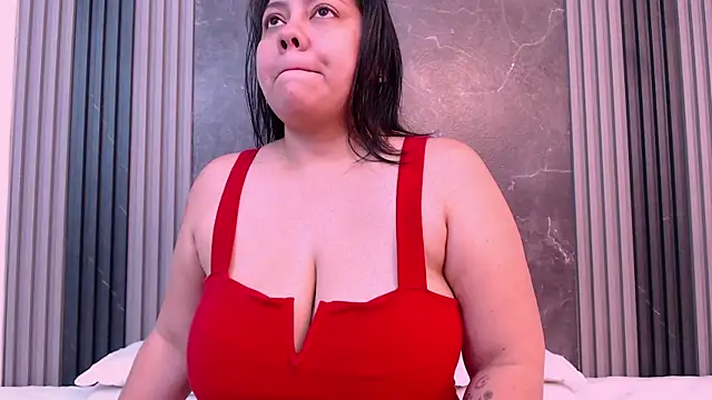 AmmyPike1 online show from 09.10.25