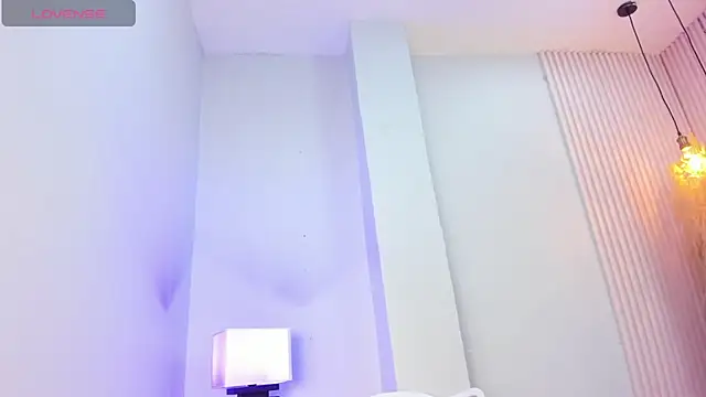 alana rossetti online show from 04.21.26