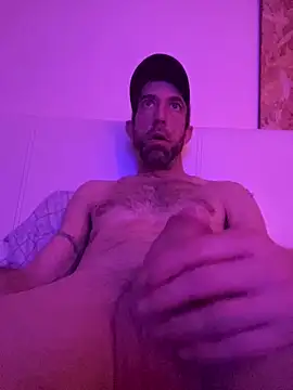 Snapshot of Pilote19 chatting on 03.23.25 Pilote19 online show from 03.23.25