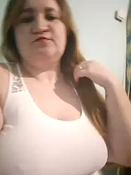 Snapshot of TetiNika273 chatting on 02.21.25 TetiNika273 online show from 02.21.25