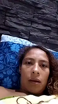 Zoedaniels online show from 02.22.25